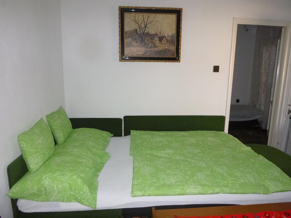 שיופוק Oleander Holiday House מראה חיצוני תמונה