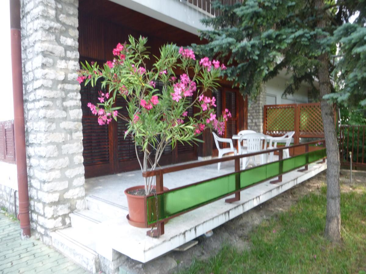 שיופוק Oleander Holiday House חדר תמונה