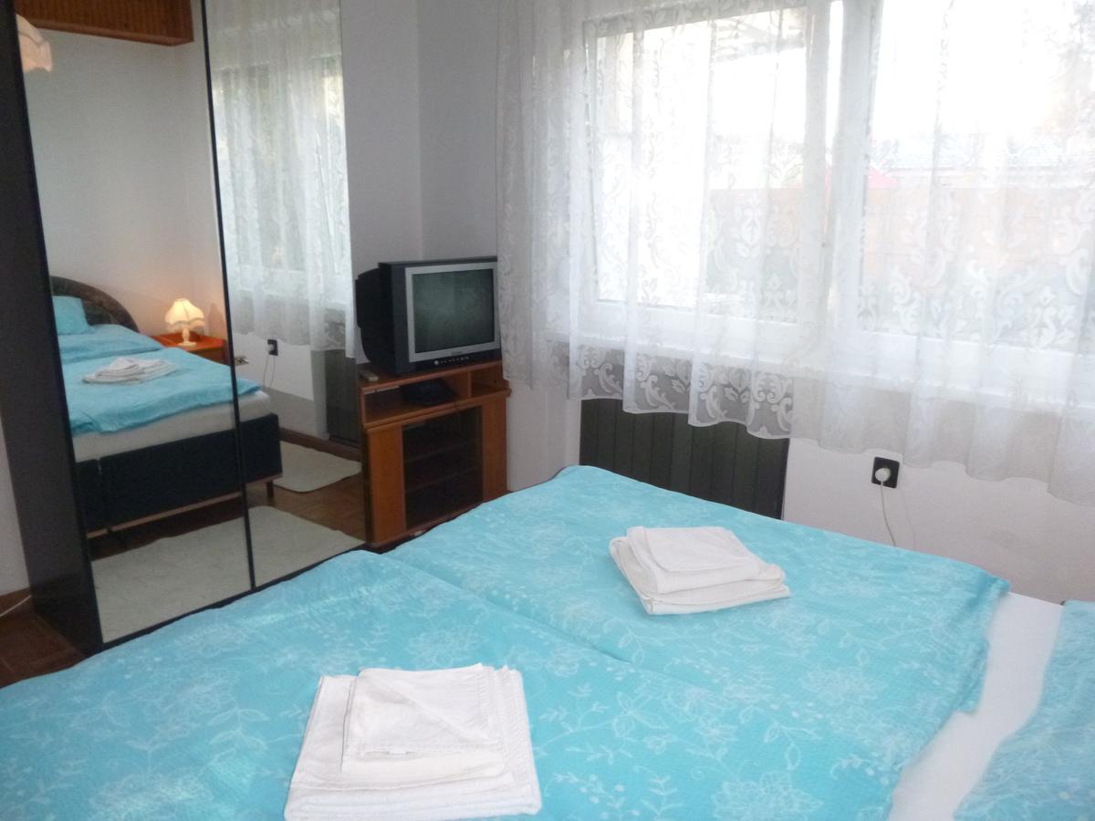 שיופוק Oleander Holiday House חדר תמונה